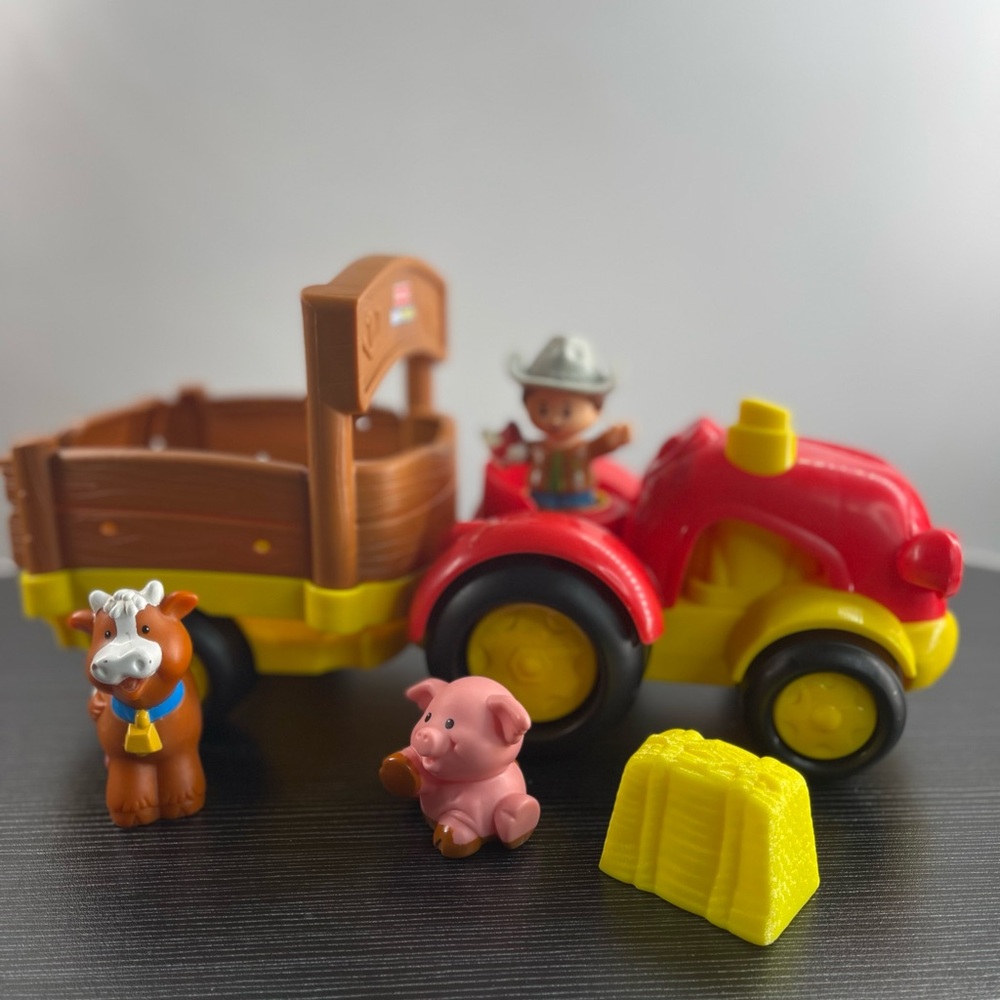 Fisher-Price Little People Tow 'n Pull Tractor